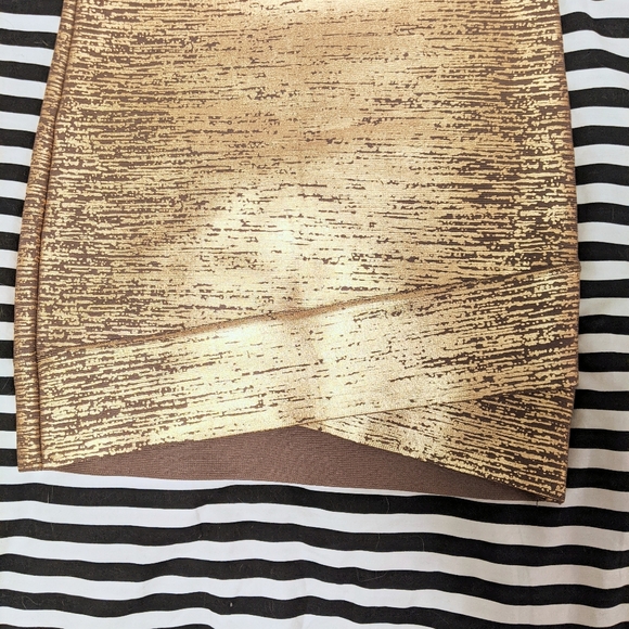 BCBGMaxAzria Silvie Power Skirt - Picture 5 of 9